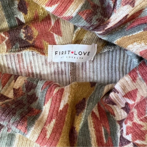 First Love Aztec cowl neck SZ MED - Picture 3 of 4